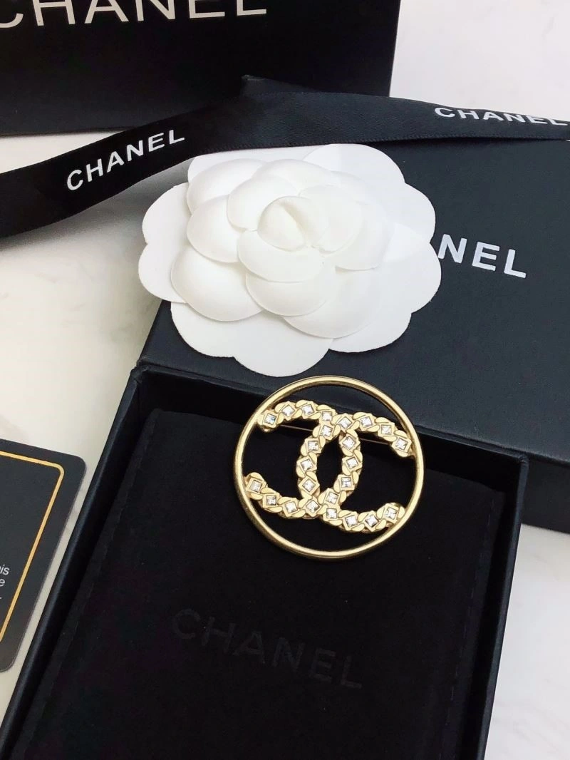 Chanel Brooches Resilient 225415