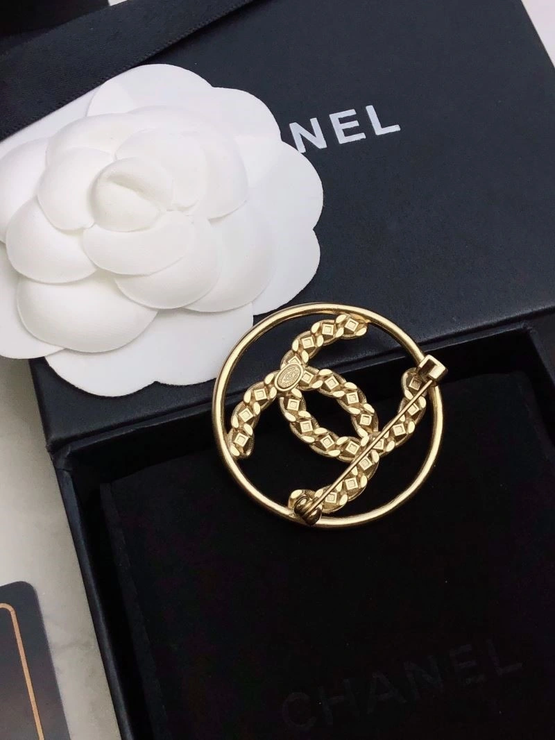 Chanel Brooches Resilient 225415