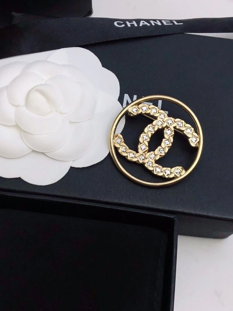 Chanel Brooches Resilient 225415