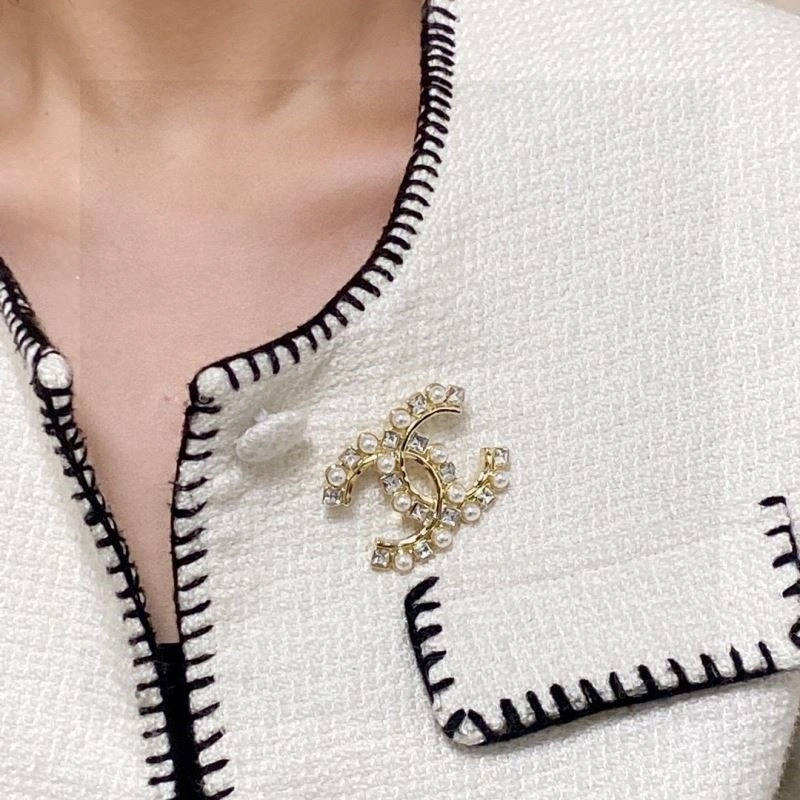 AllSeason Chanel Brooches 224433