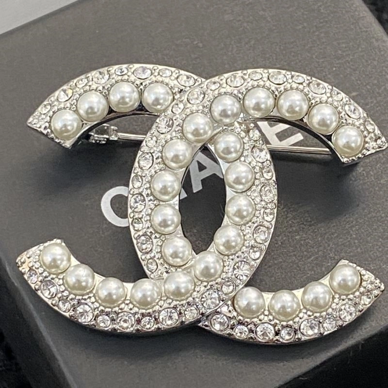 Chanel Brooches Durable 224450