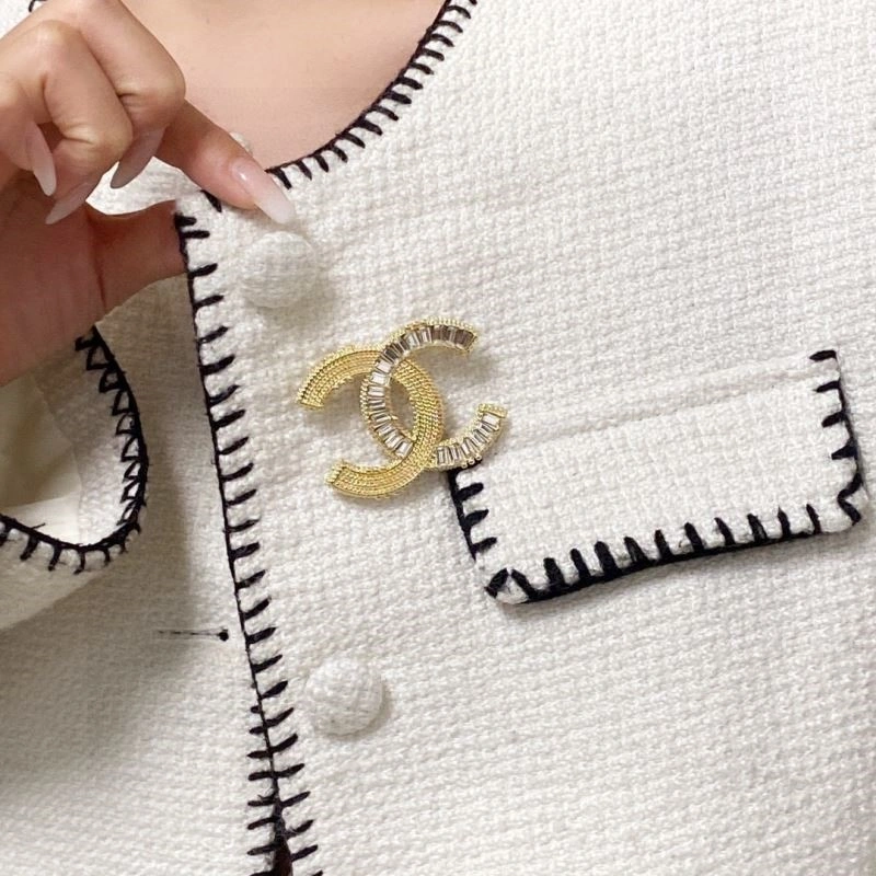 Chanel Brooches Versatile 224432