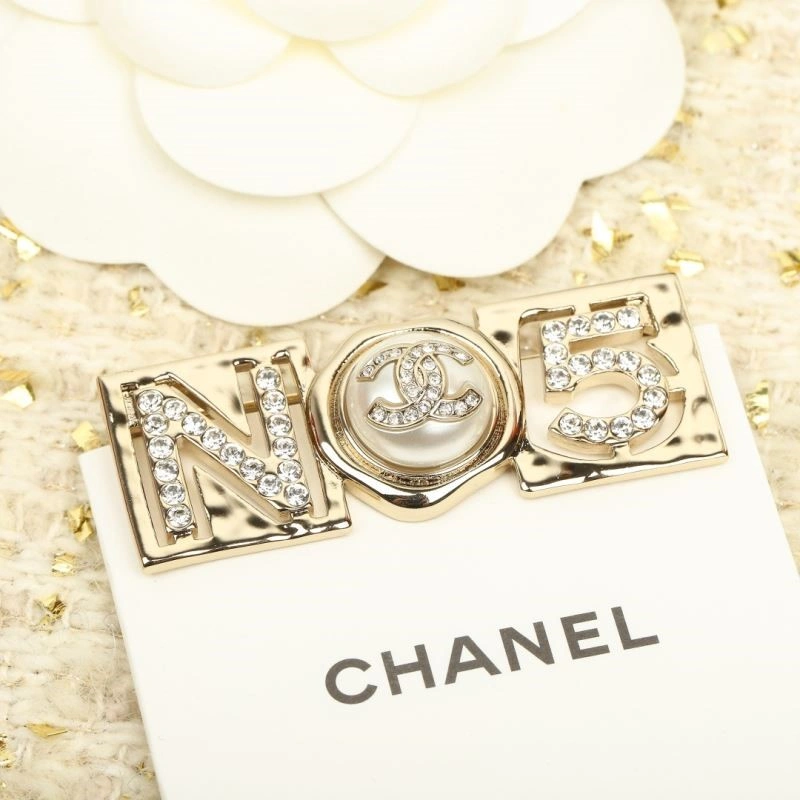 Efficient Chanel Brooches 224425