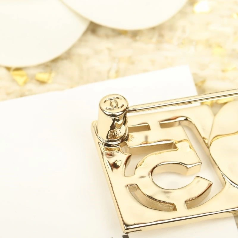 Efficient Chanel Brooches 224425