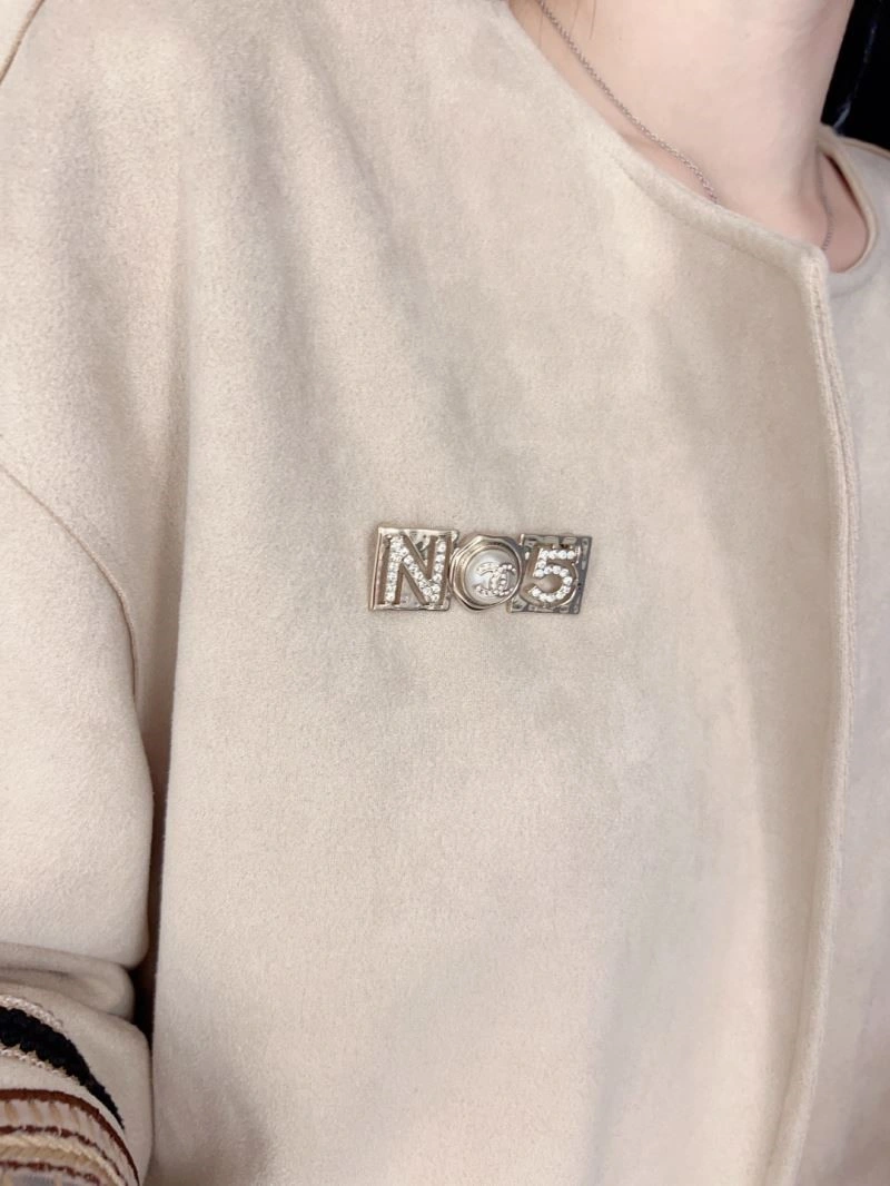 Efficient Chanel Brooches 224425