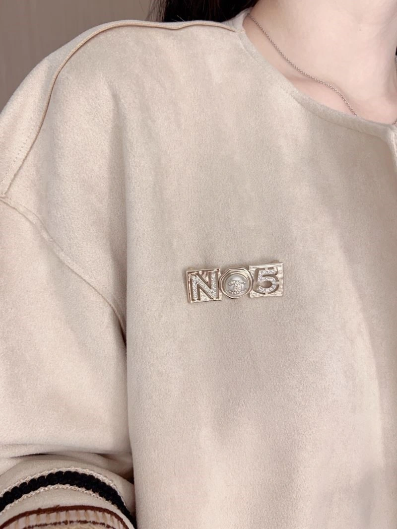 Efficient Chanel Brooches 224425