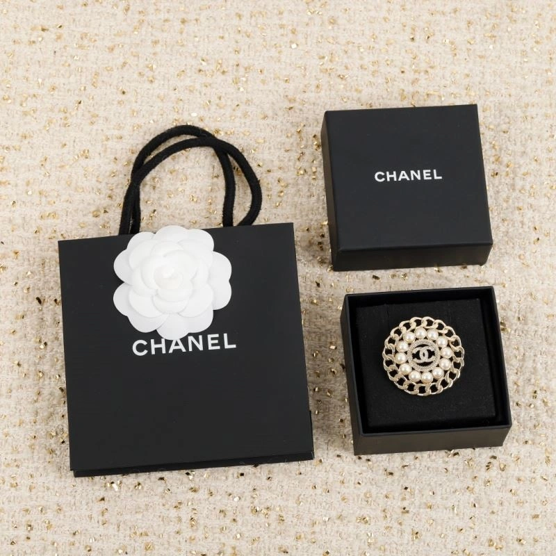 Chanel Brooches Colorful 224505