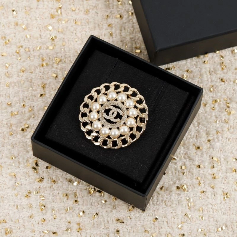 Chanel Brooches Colorful 224505