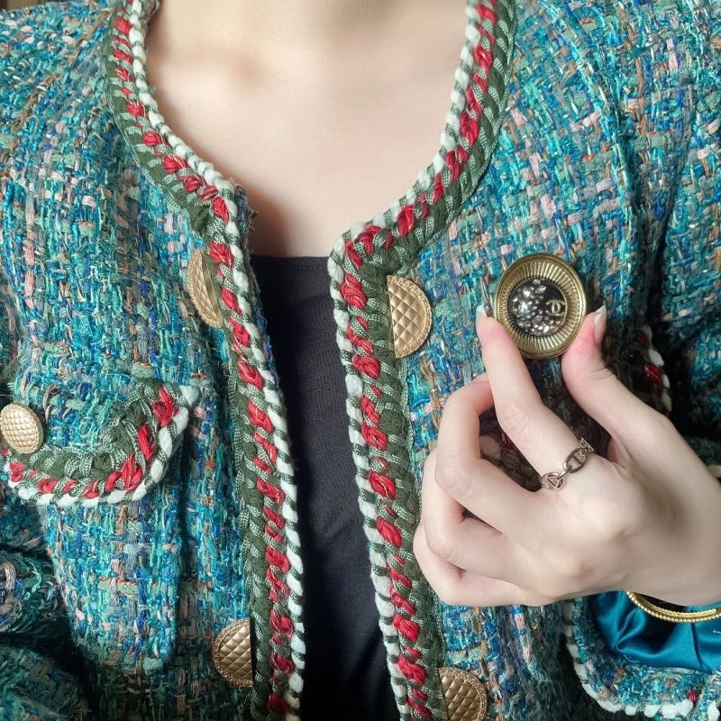 Chanel Brooches Comfortable 224415