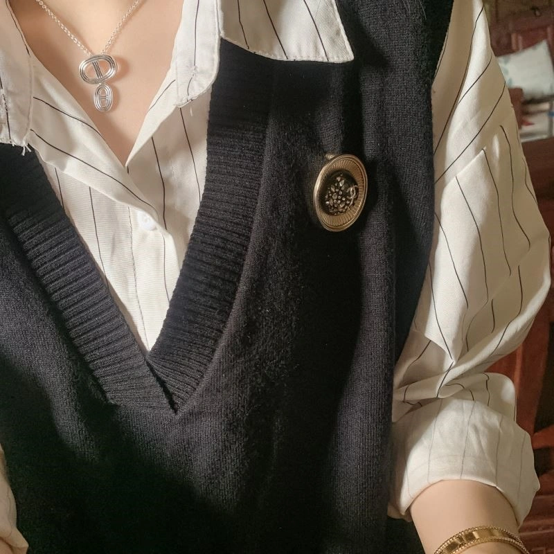 Chanel Brooches Comfortable 224415