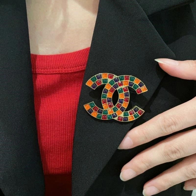 Chanel Brooches ModernLook 224385