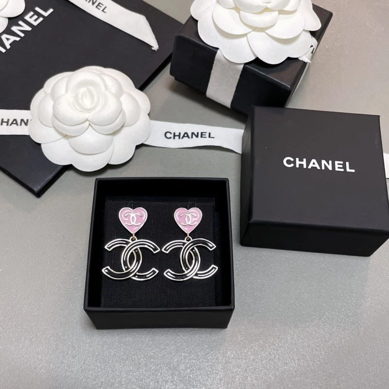 Durable Chanel Brooches 224437
