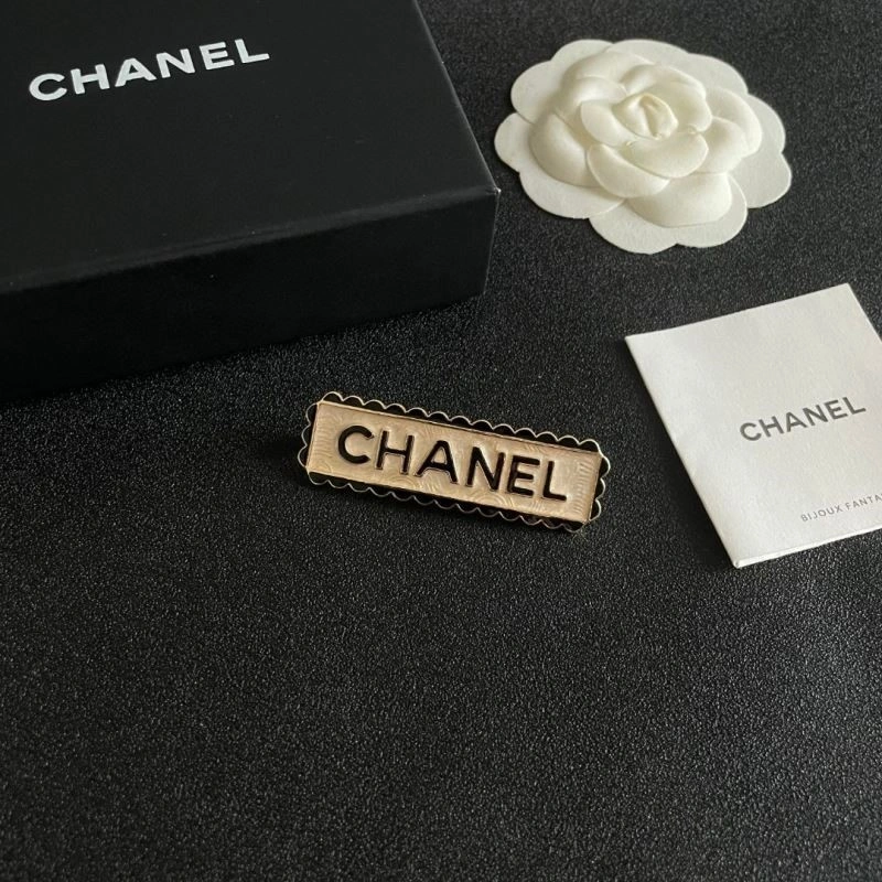 Chanel Brooches Sleek 224416