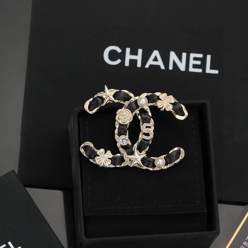 Chanel Brooches Youthful 224367