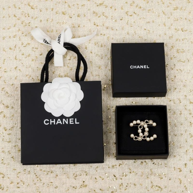 Chanel Brooches WrinkleFree 224355