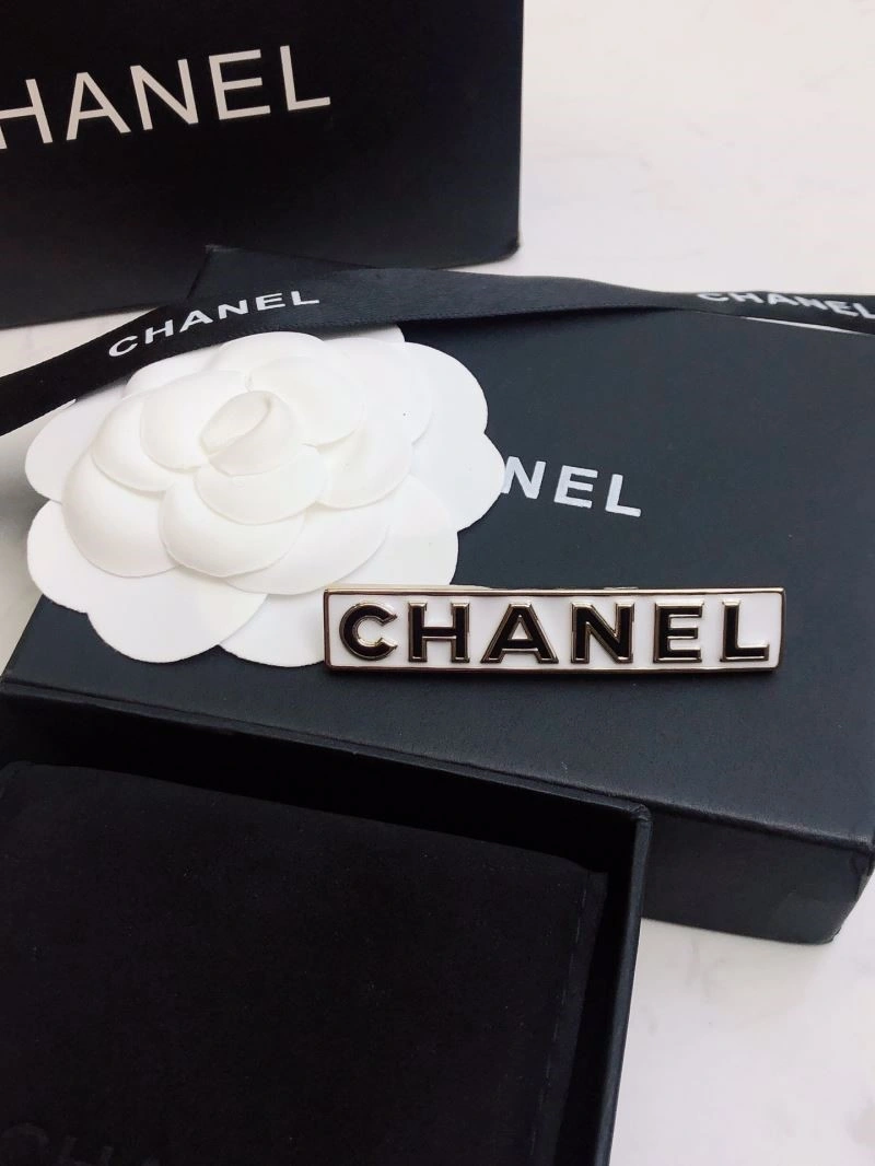 Chanel Brooches WaterResistant 224352