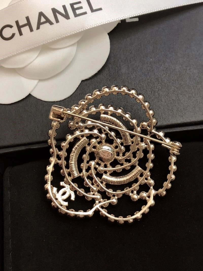 QuickDry Chanel Brooches 224363