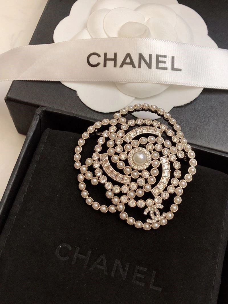 QuickDry Chanel Brooches 224363