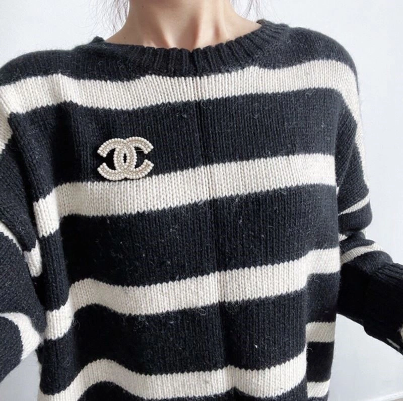 Casual Chanel Brooches 224346
