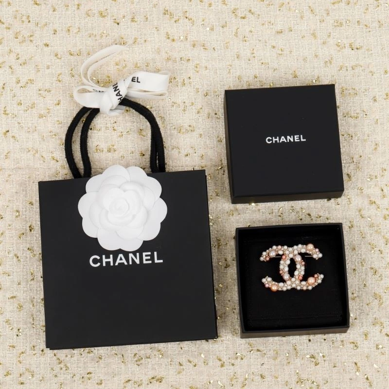 Chanel Brooches Attractive 224410