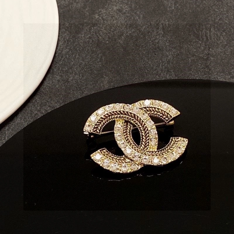 GoAnywhere Chanel Brooches 224386