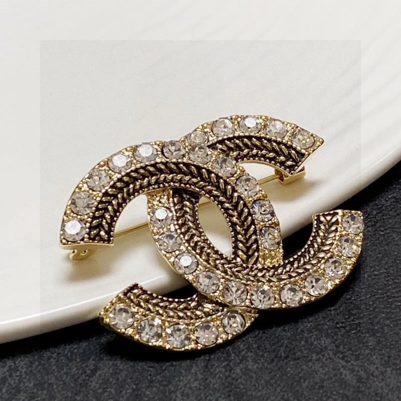 GoAnywhere Chanel Brooches 224386