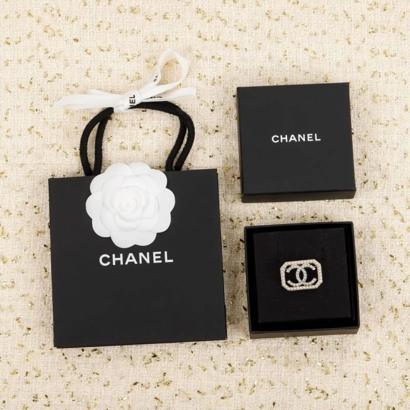 Chanel Brooches SportInspired 224339