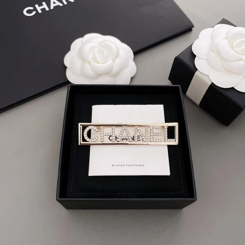 Chanel Brooches Sporty 224321