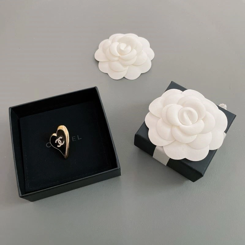 Chanel Brooches Durable 224325
