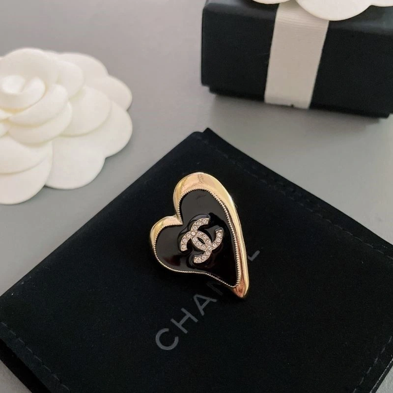Chanel Brooches Durable 224325