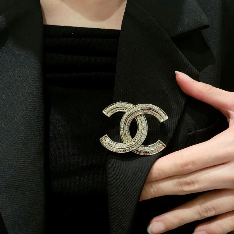 Chanel Brooches Soft 224334