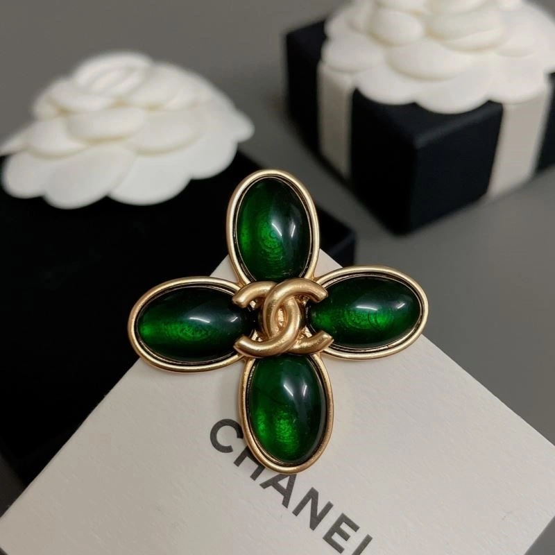 SmartChoice Chanel Brooches 224331
