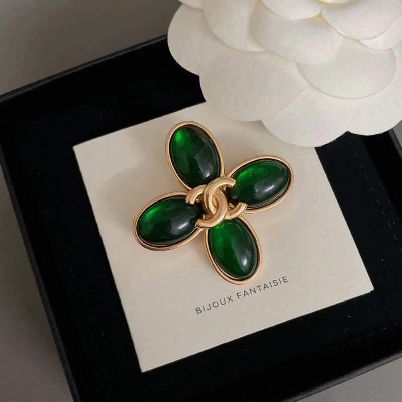 SmartChoice Chanel Brooches 224331