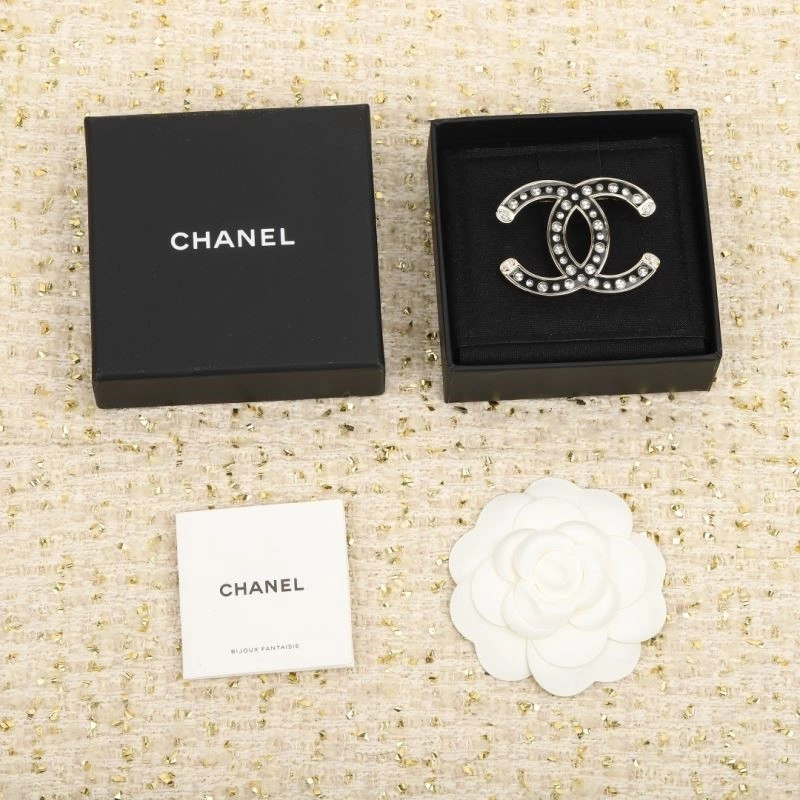 Chanel Brooches Flexible 224315