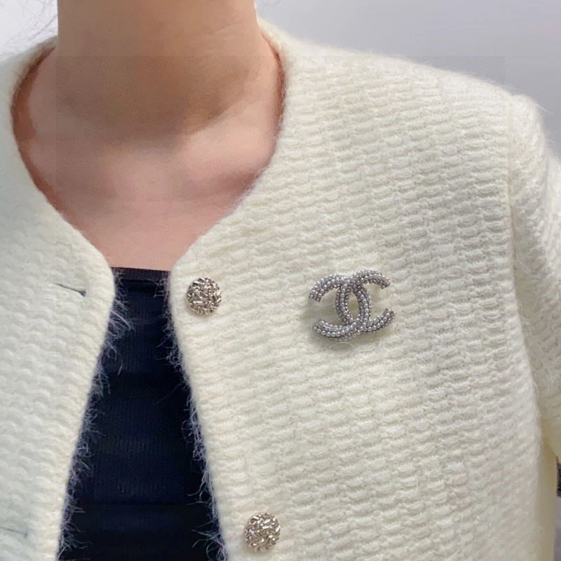 Chanel Brooches SoftTouch 223210
