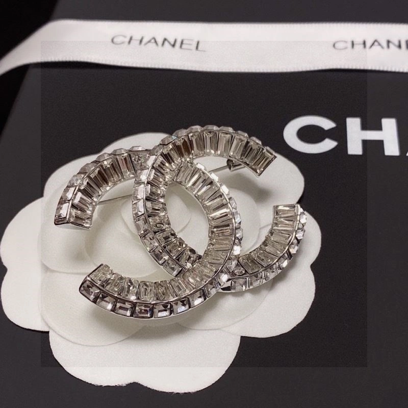 Practical Chanel Brooches 223186