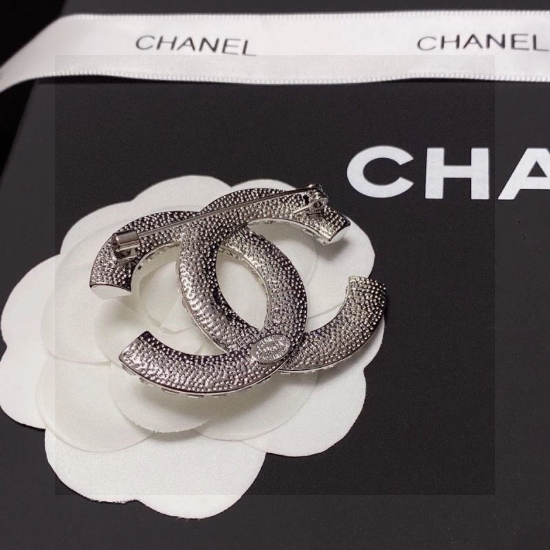 Practical Chanel Brooches 223186