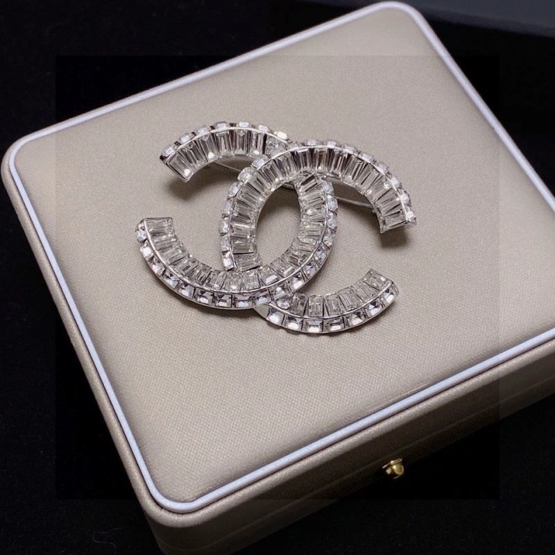 Practical Chanel Brooches 223186