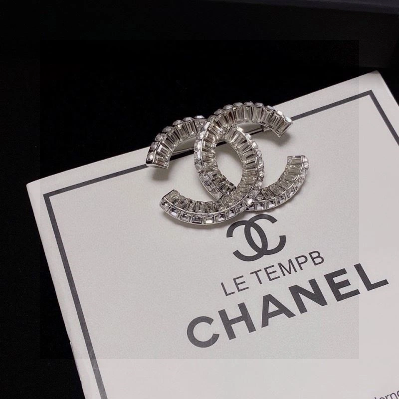 Practical Chanel Brooches 223186
