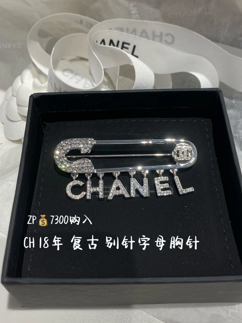 Chanel Brooches Timeless 223190