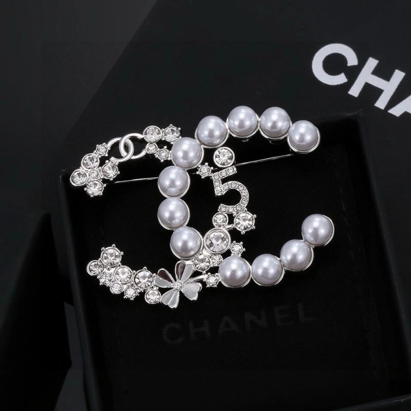 Chanel Brooches Durable 223272