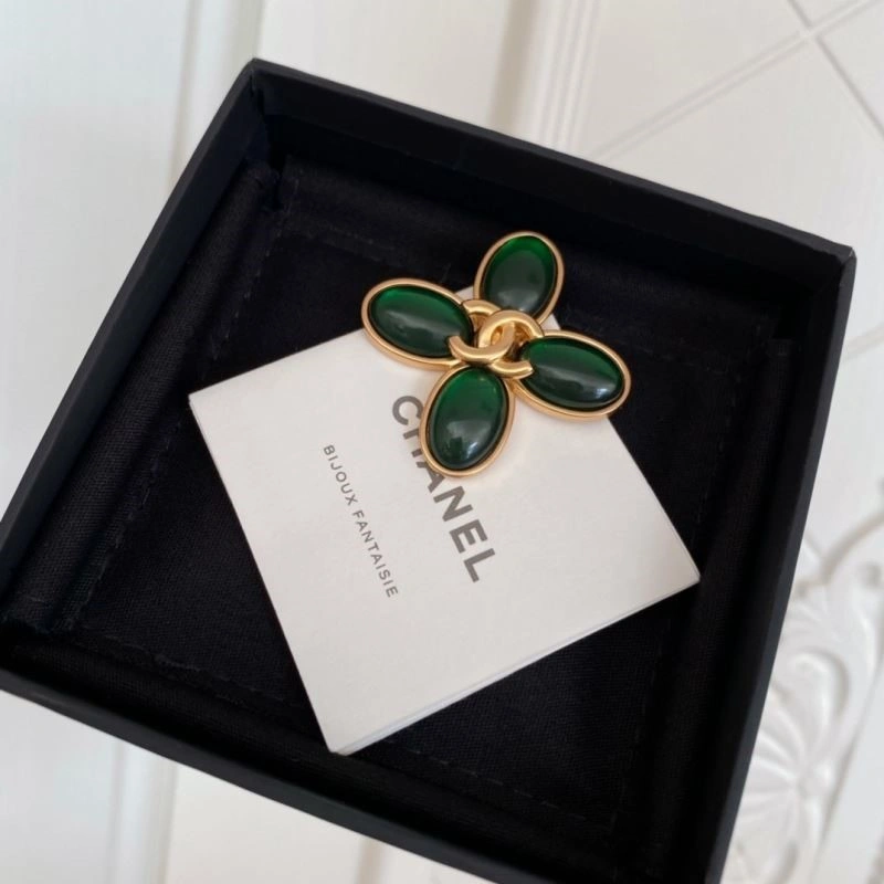 Efficient Chanel Brooches 223182