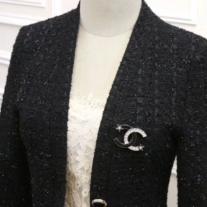 Colorful Chanel Brooches 223180