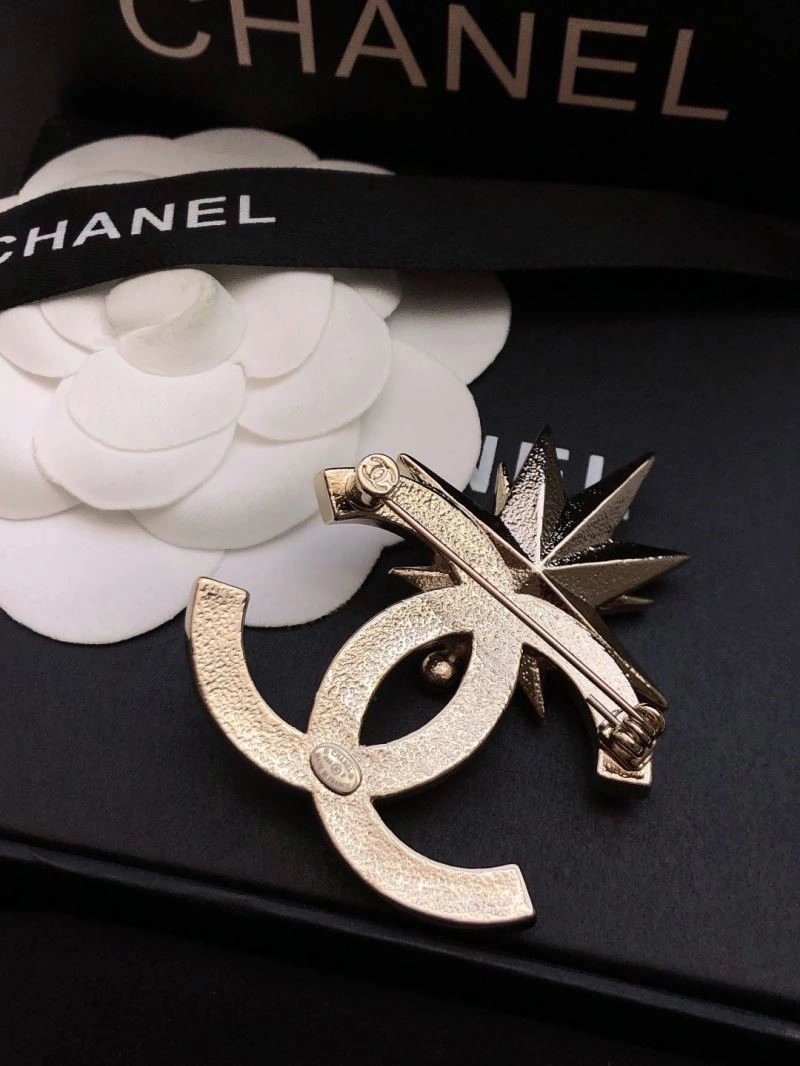 ZeroBulk Chanel Brooches 223169