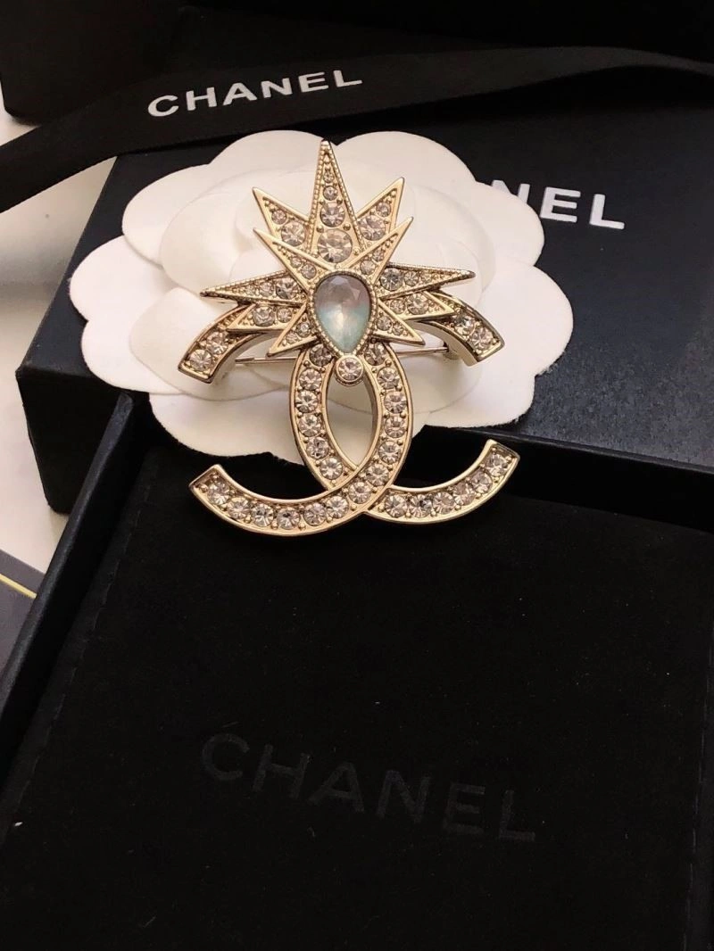 ZeroBulk Chanel Brooches 223169