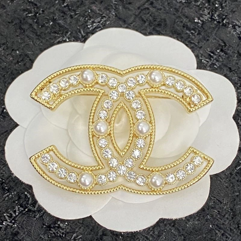 Chanel Brooches Trendsetting 223208