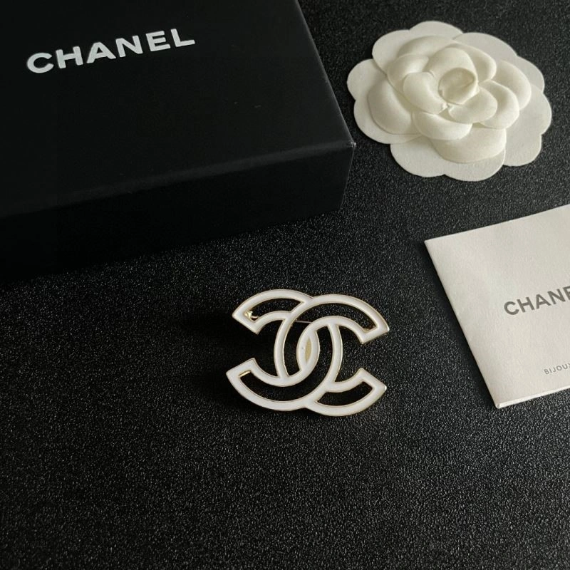 QuickDry Chanel Brooches 223155