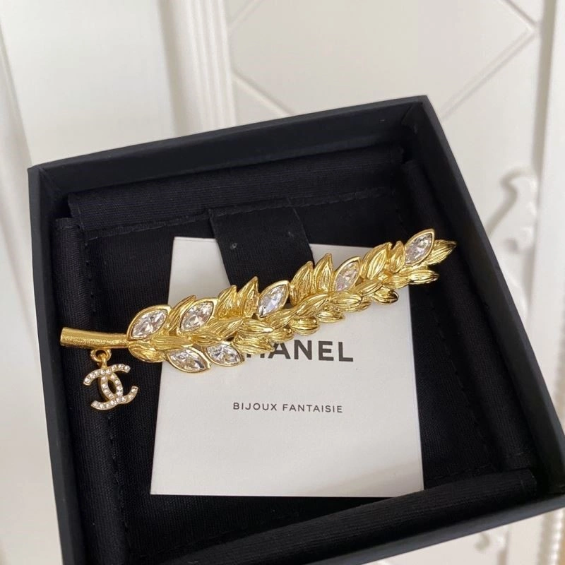 Chanel Brooches Tailored 223150