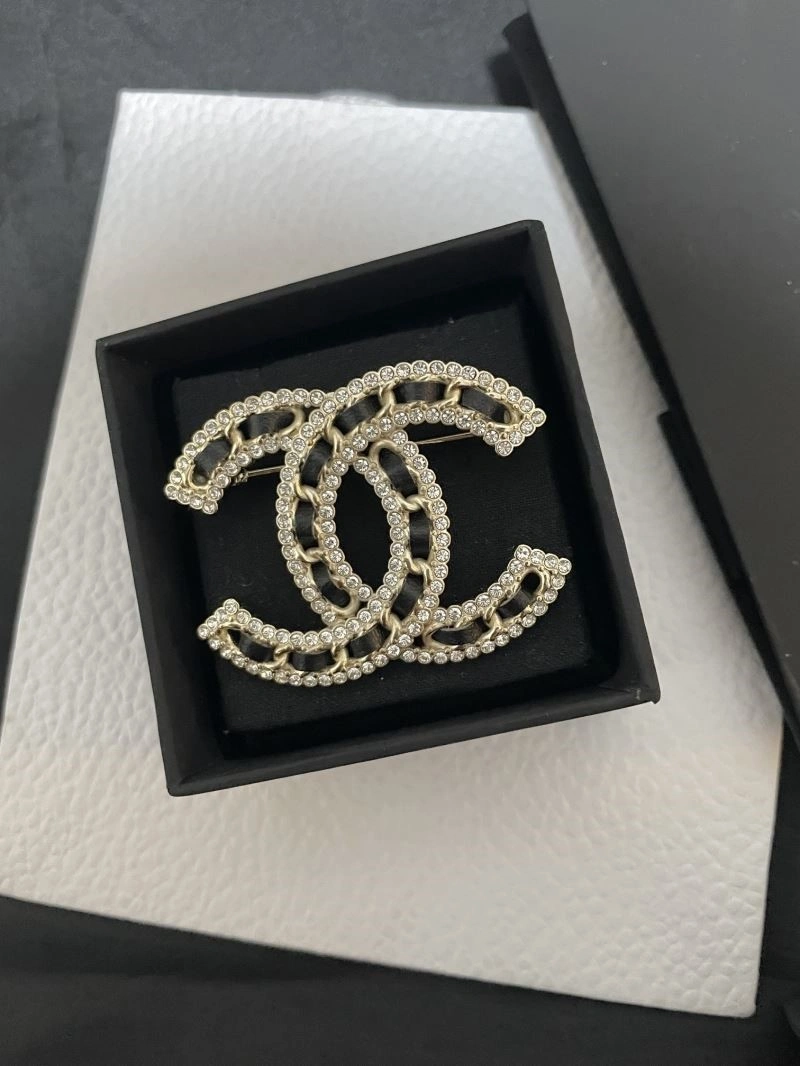 Chanel Brooches WaterResistant 223153