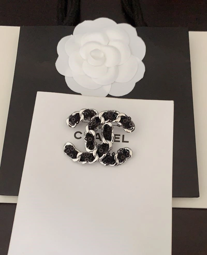 Stretchable Chanel Brooches 223136